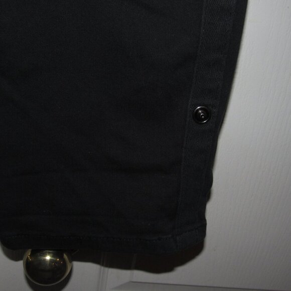 TORRID Crop Aviator Snap Roll Tab Stretch Black Pants Size 26 - Picture 5 of 8